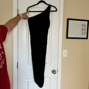 NWTs Lulus One Shoulder Midi Dress